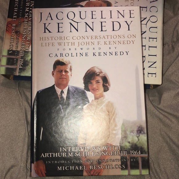 Book - Picture 2 of 5